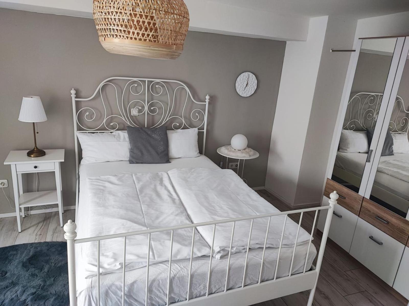 Ferienwohnungen Ostengasse 22 Регенсбург Екстериор снимка